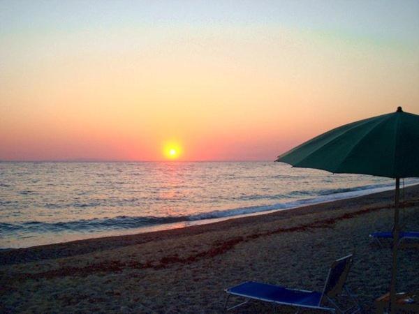 Dionisos Hotel Mytikas  Buitenkant foto