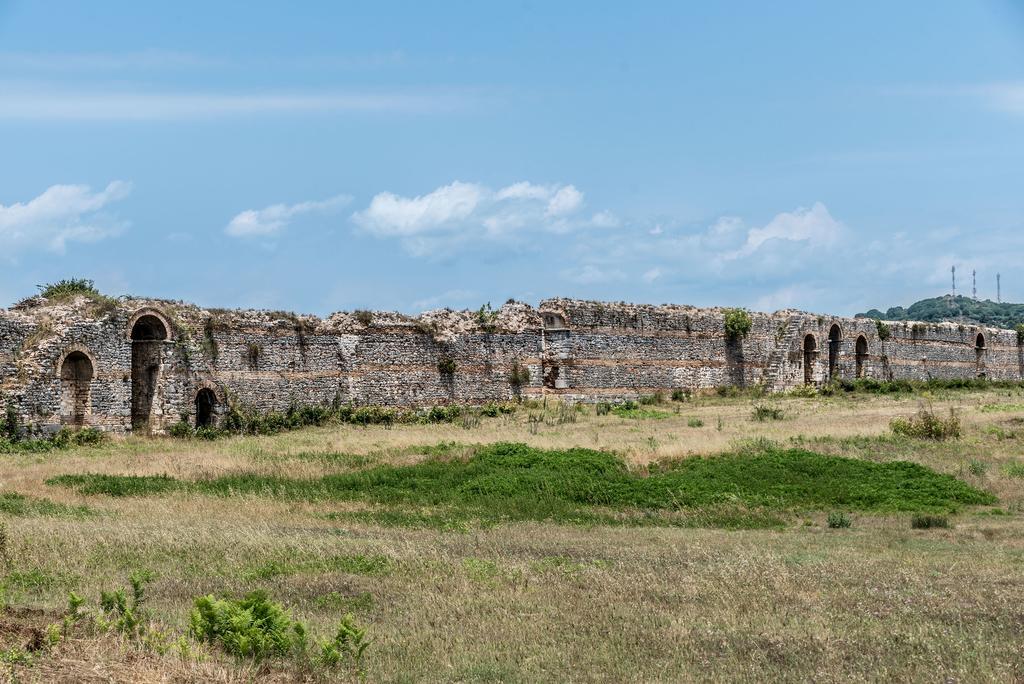 Dionisos Hotel Mytikas  Buitenkant foto