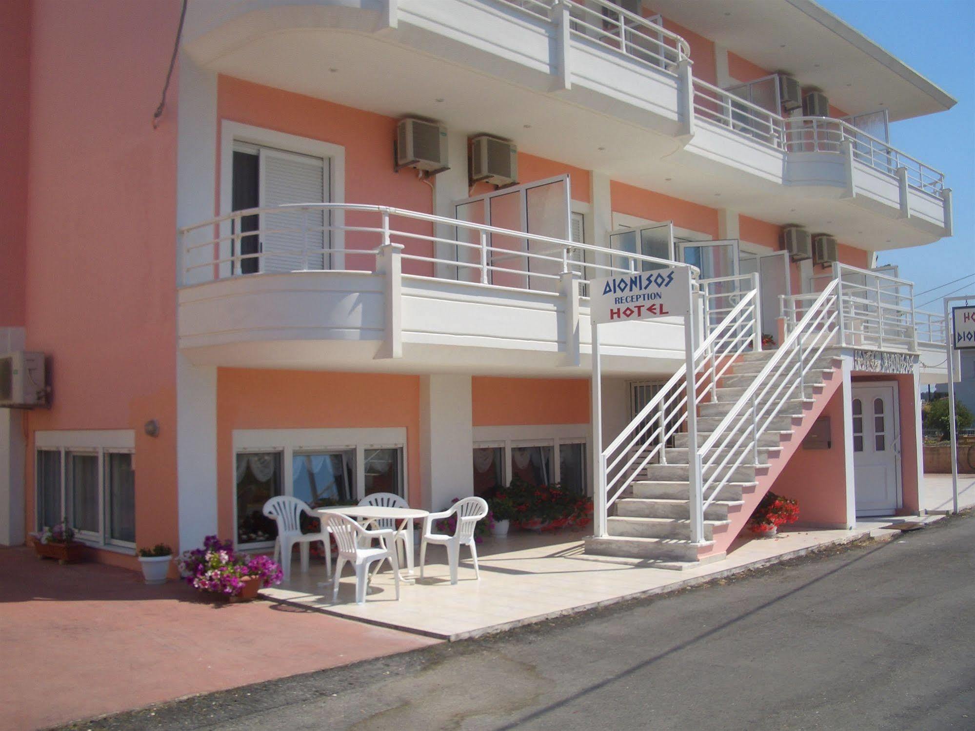 Dionisos Hotel Mytikas  Buitenkant foto