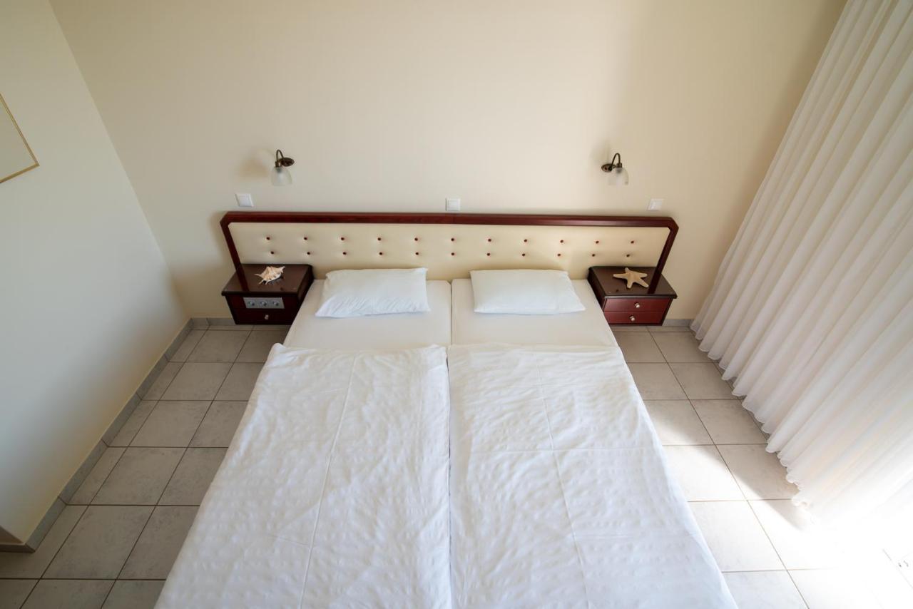 Dionisos Hotel Mytikas  Buitenkant foto